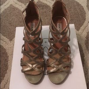 Steve Madden Gold Wedges